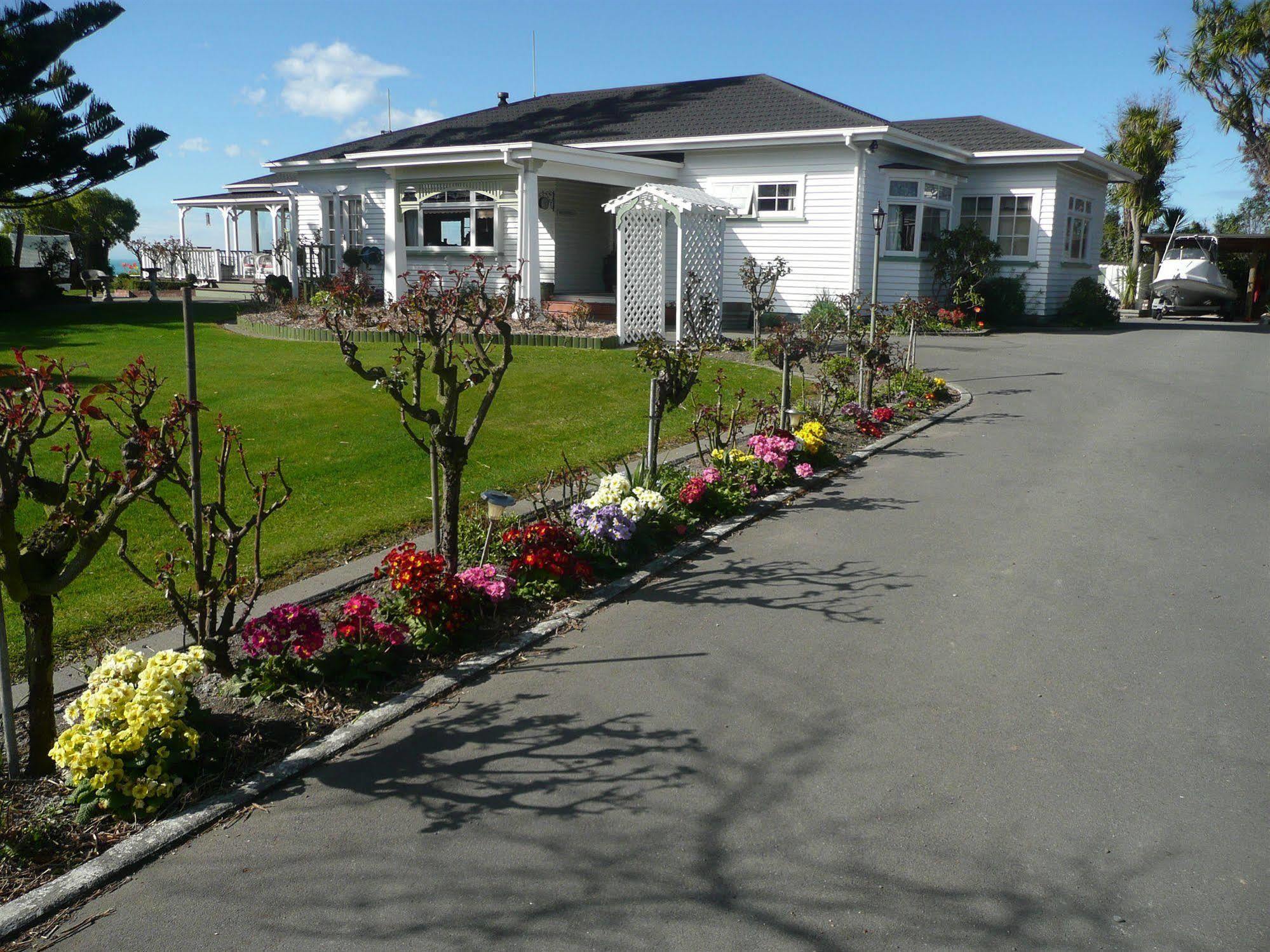 Bendamere House Bed & Breakfast Kaikoura Exterior photo